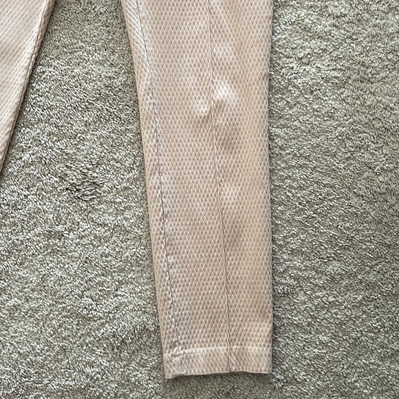 Women’s soft salmon colored leggings by Dalia size 12 - Picture 4 of 6